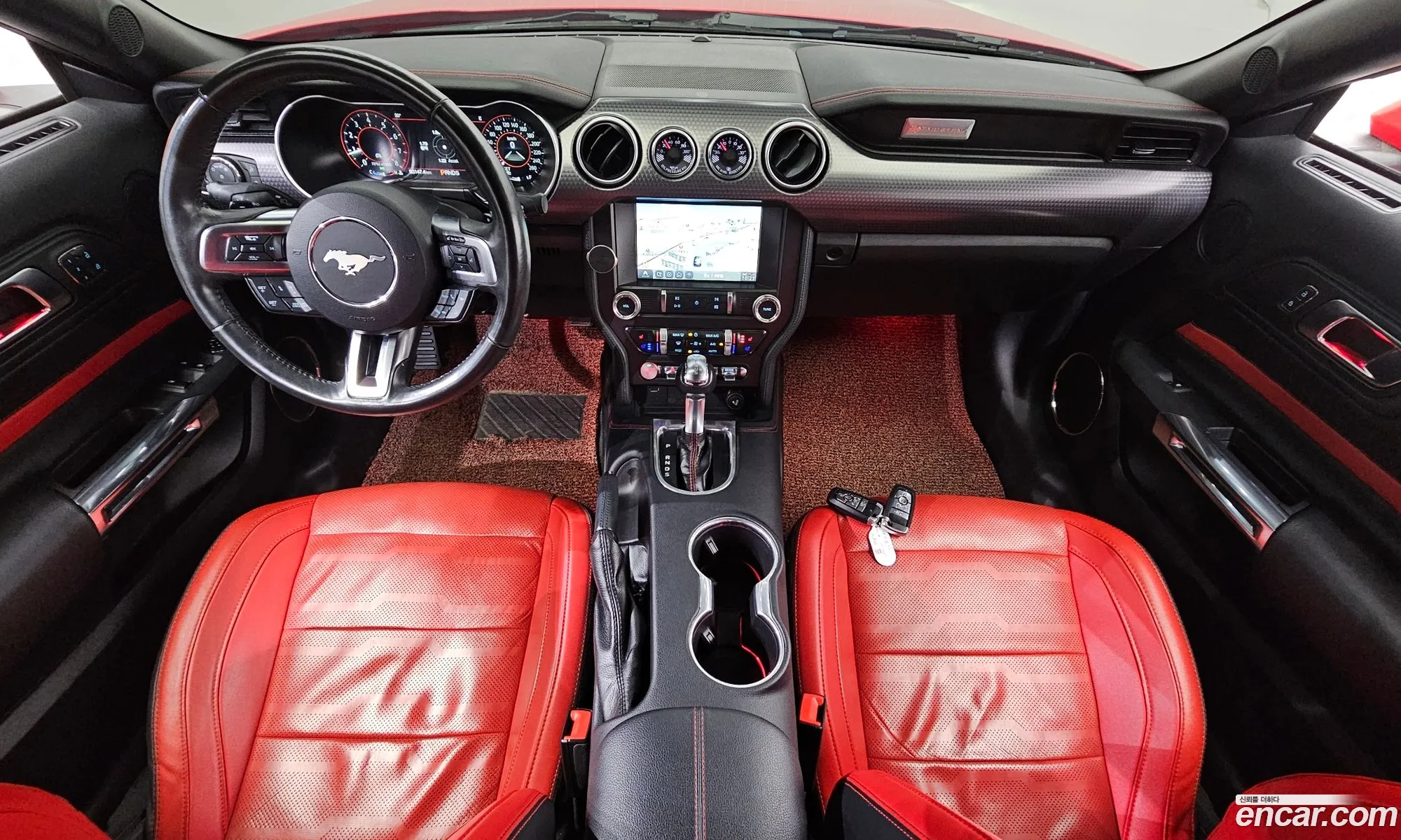 Ford Mustang 2019 1FATP8UH3K5137825 — 24