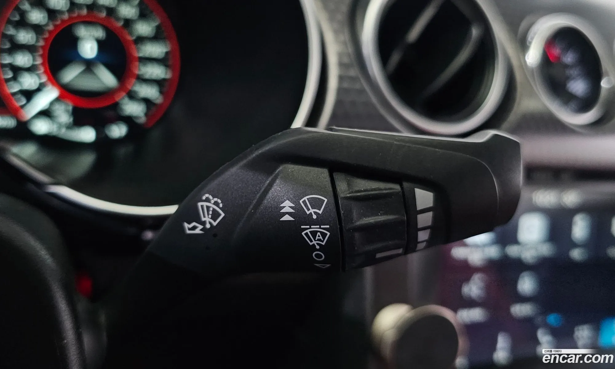 Ford Mustang 2019 1FATP8UH3K5137825 — 19