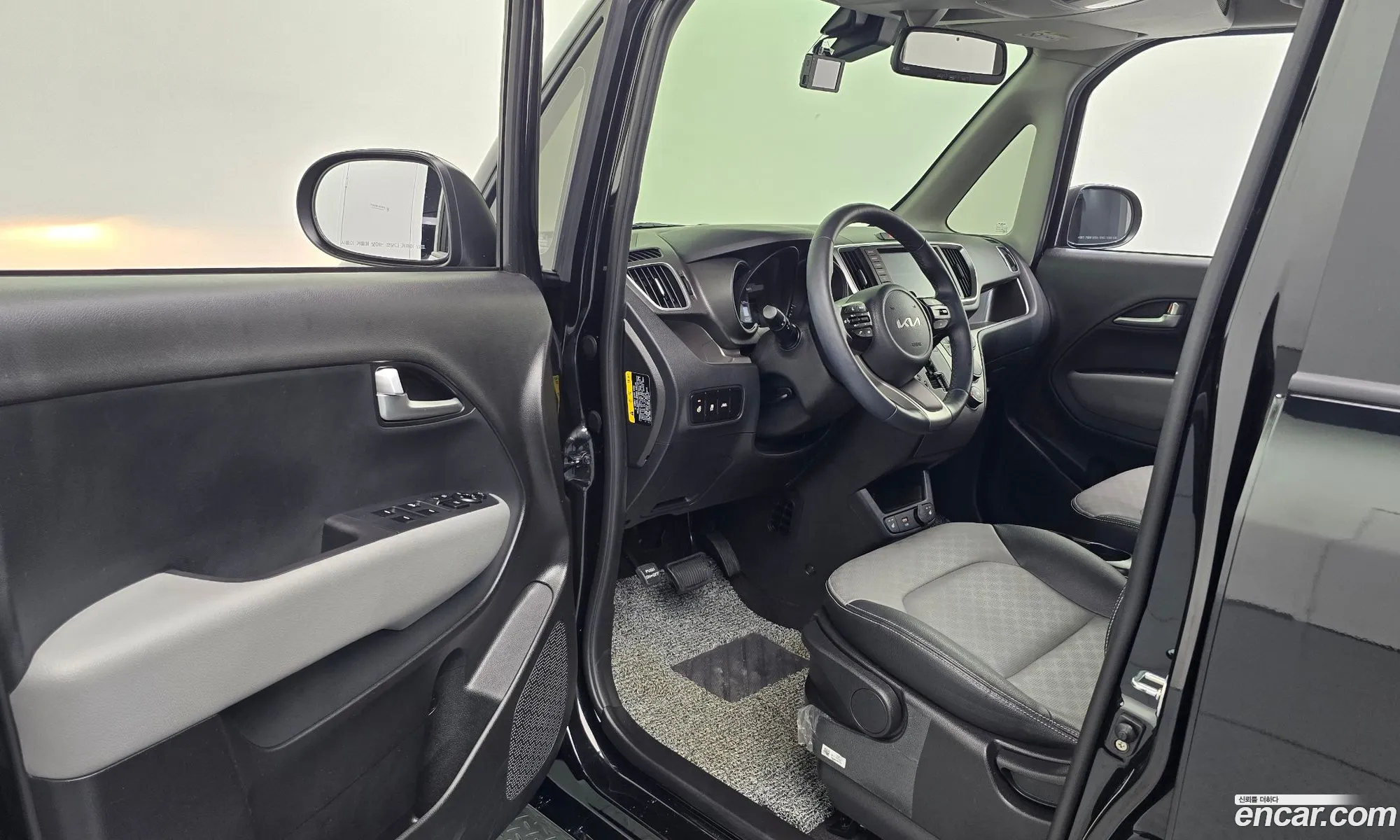 Kia Ray 2022 KNACJ811BNT299843 — 10