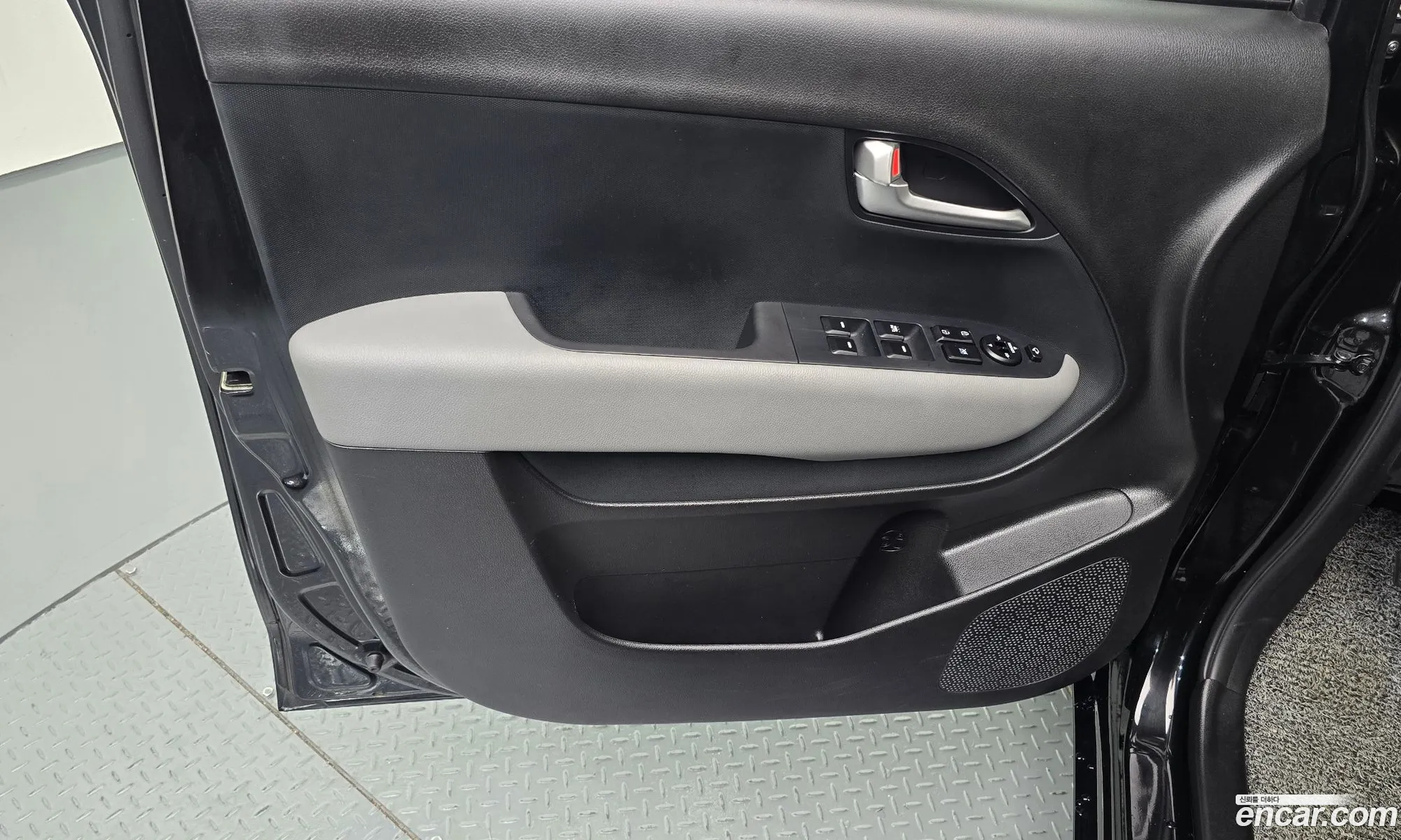 Kia Ray 2022 KNACJ811BNT299843 — 8