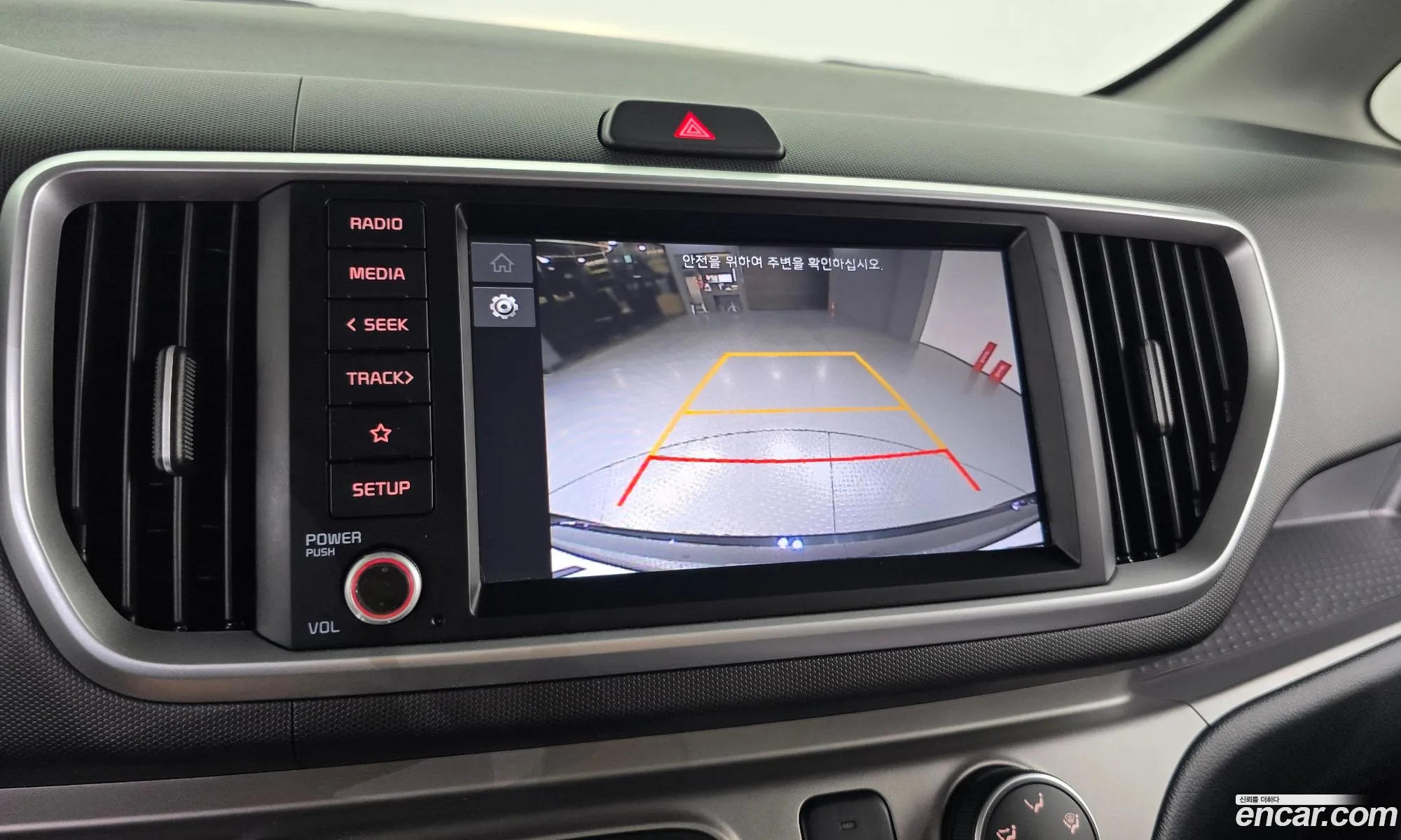 Kia Ray 2022 KNACJ811BNT299843 — 12