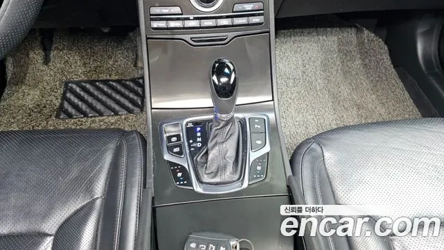Hyundai Grandeur HG 2015 — 26