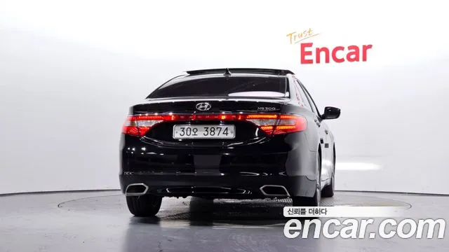 Hyundai Grandeur HG 2015 — 10