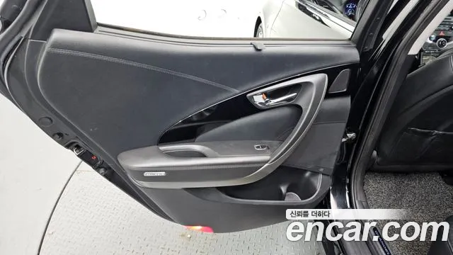 Hyundai Grandeur HG 2015 — 22