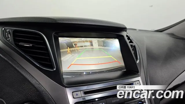 Hyundai Grandeur HG 2015 — 14