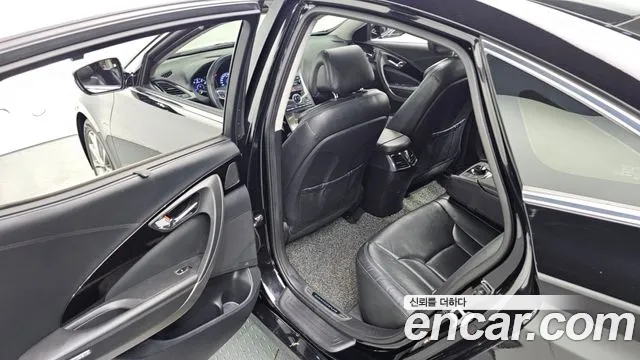 Hyundai Grandeur HG 2015 — 13