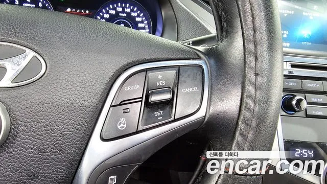 Hyundai Grandeur HG 2015 — 12