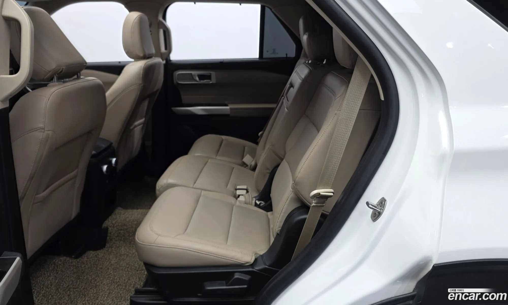 Ford Explorer 6th Gen 2021 1FMSK8FH9MGB48235 — 33
