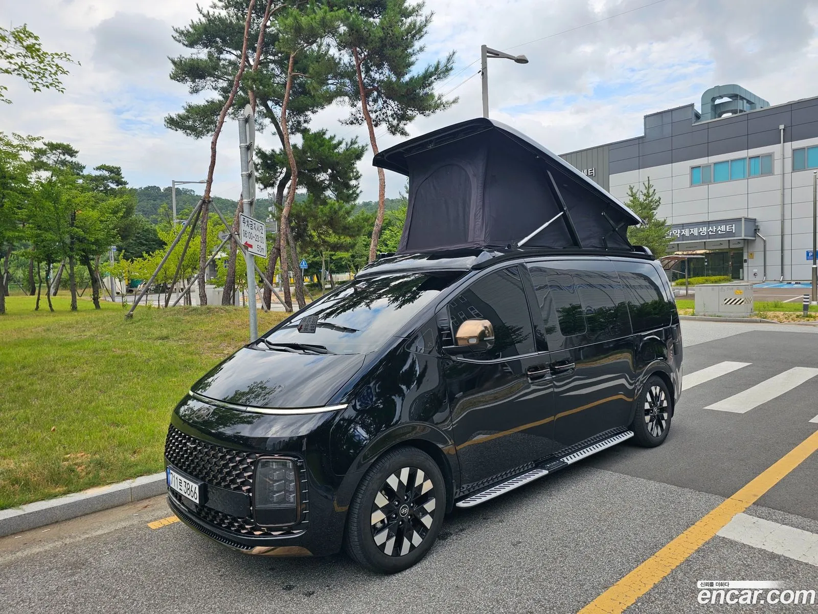 Hyundai Staria 2025 — 11