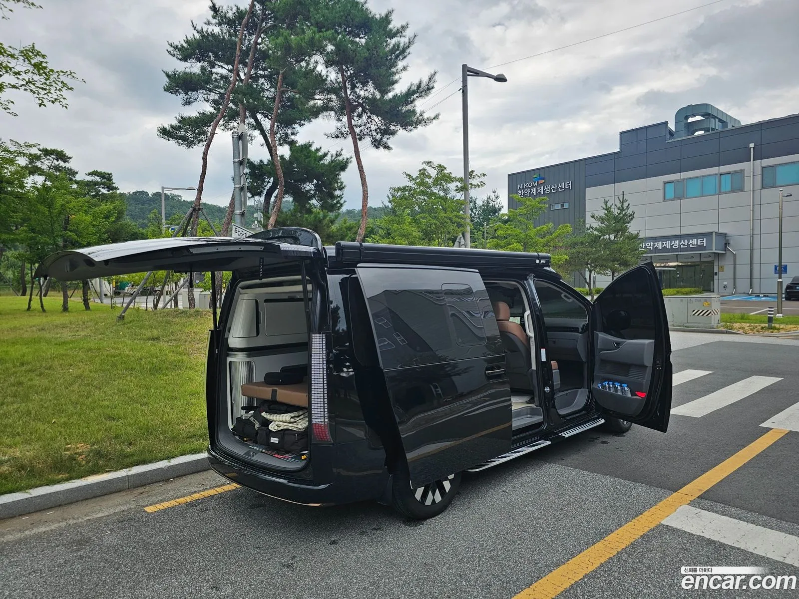 Hyundai Staria 2025 — 15