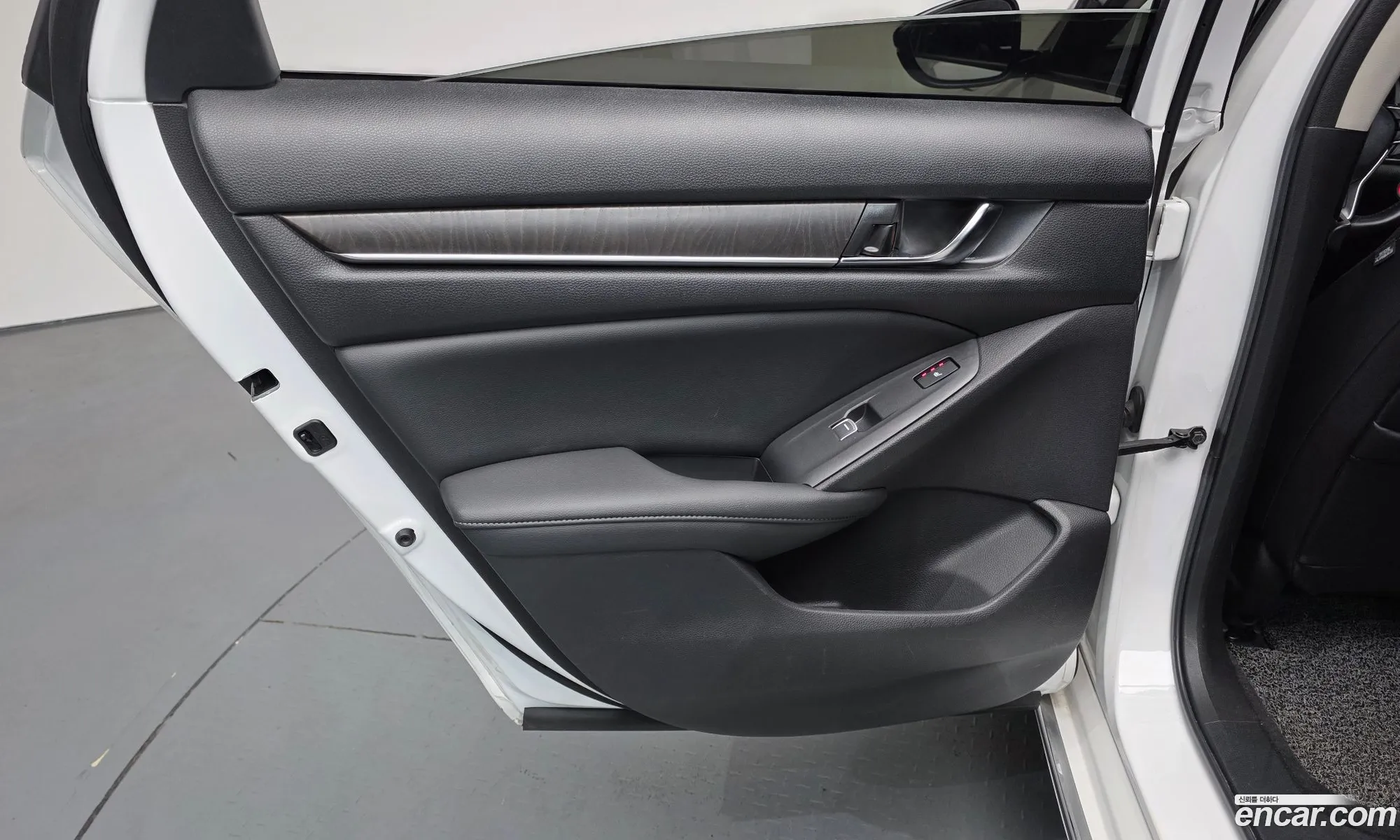 Honda Accord 10th Gen 2021 — 17