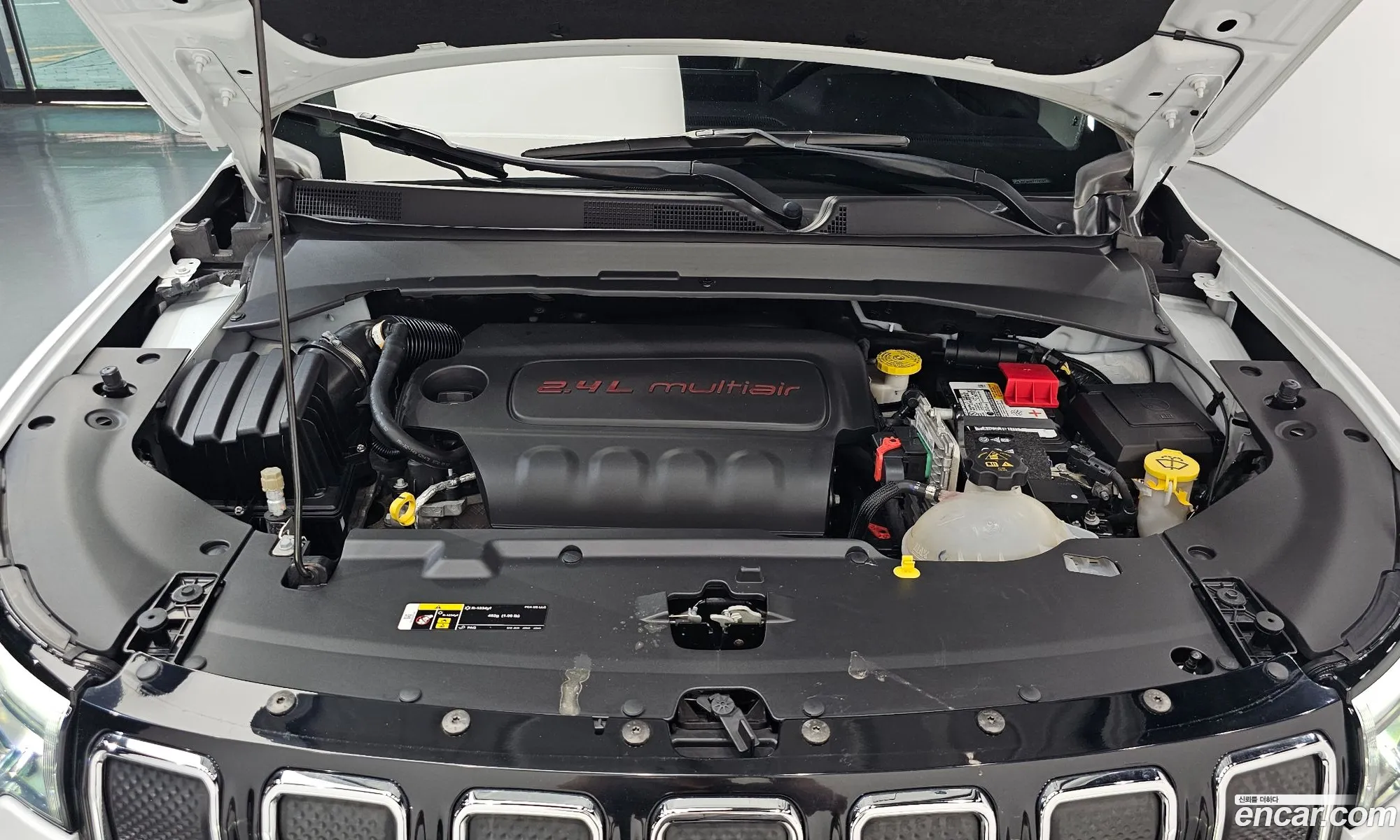Jeep Compass 2022 3C4NJDCB0NT174197 — 4