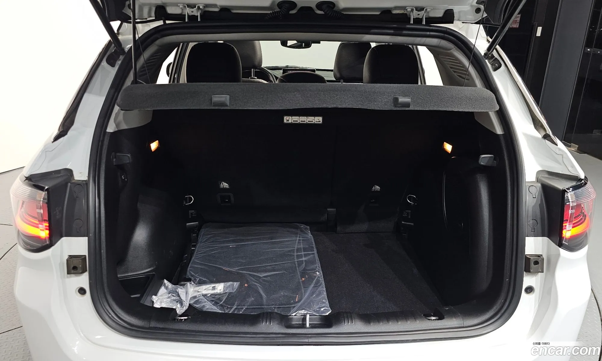 Jeep Compass 2022 3C4NJDCB0NT174197 — 17