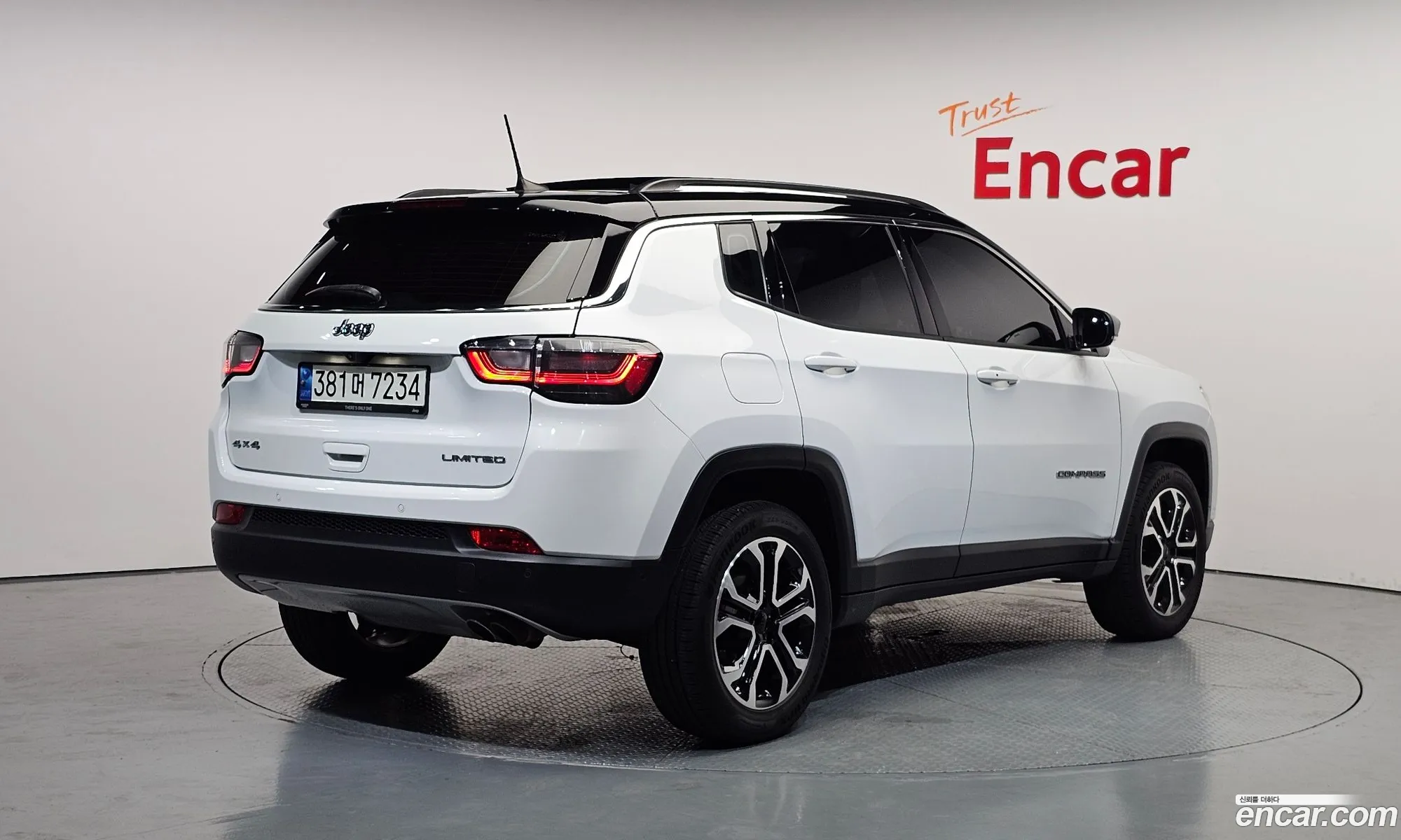 Jeep Compass 2022 3C4NJDCB0NT174197 — 14