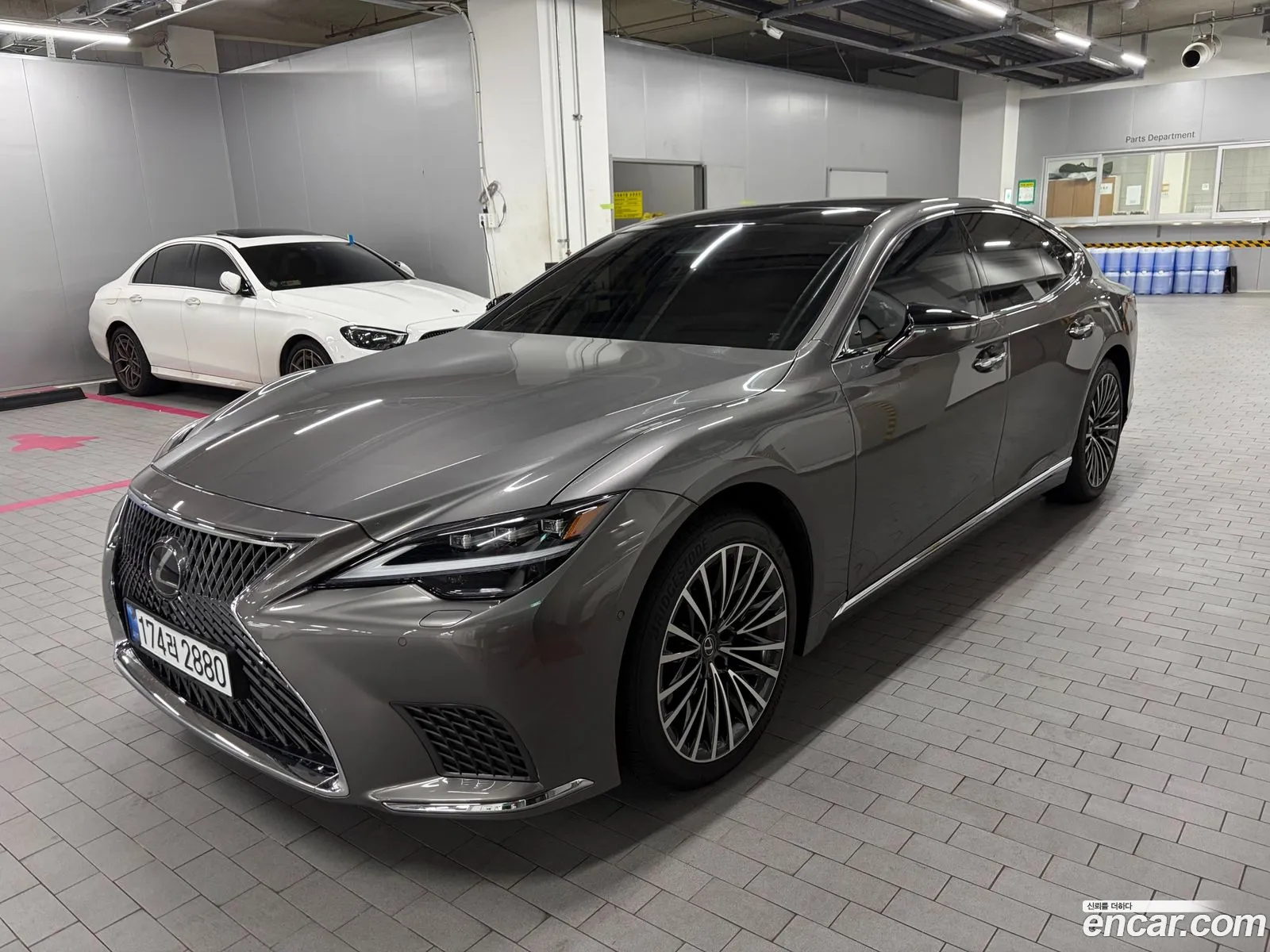 Lexus LS500 2025 — 9