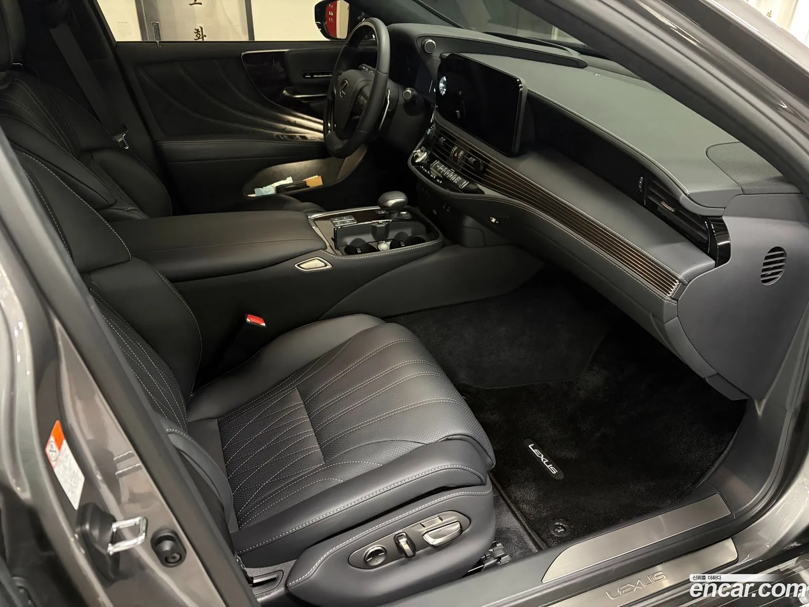 Lexus LS500