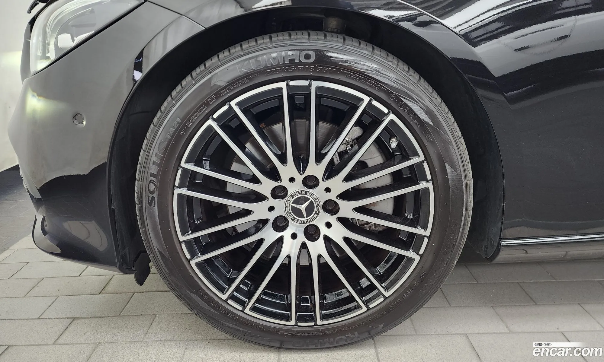 Mercedes-Benz C-Class W206 2023 — 22
