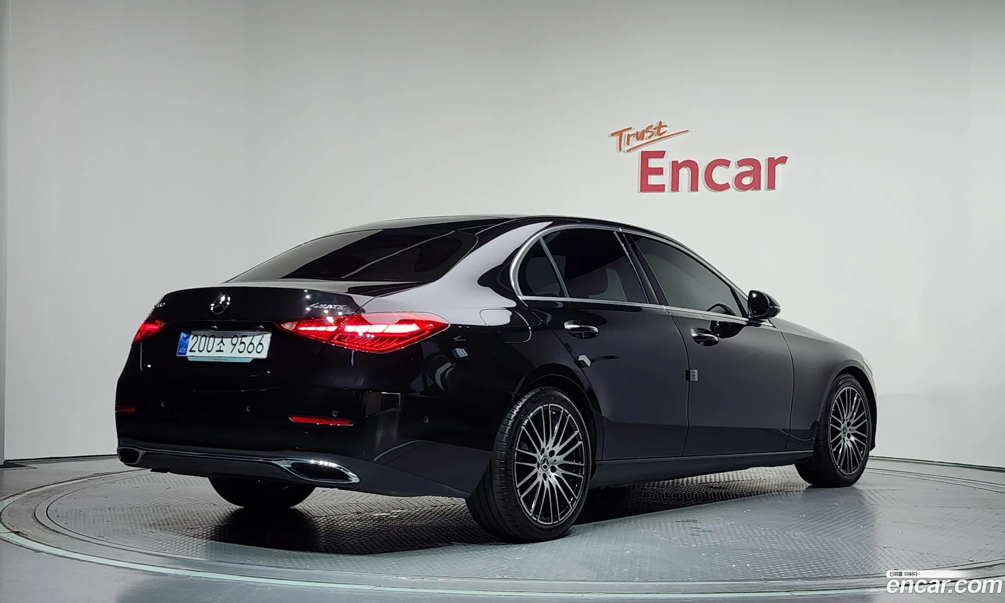 Mercedes-Benz C-Class W206 2023 — 21