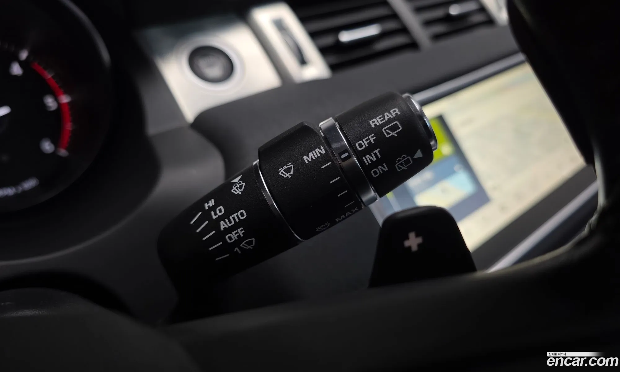 Land Rover Range Rover Evoque 2019 SALVA2BN2KH348838 — 4