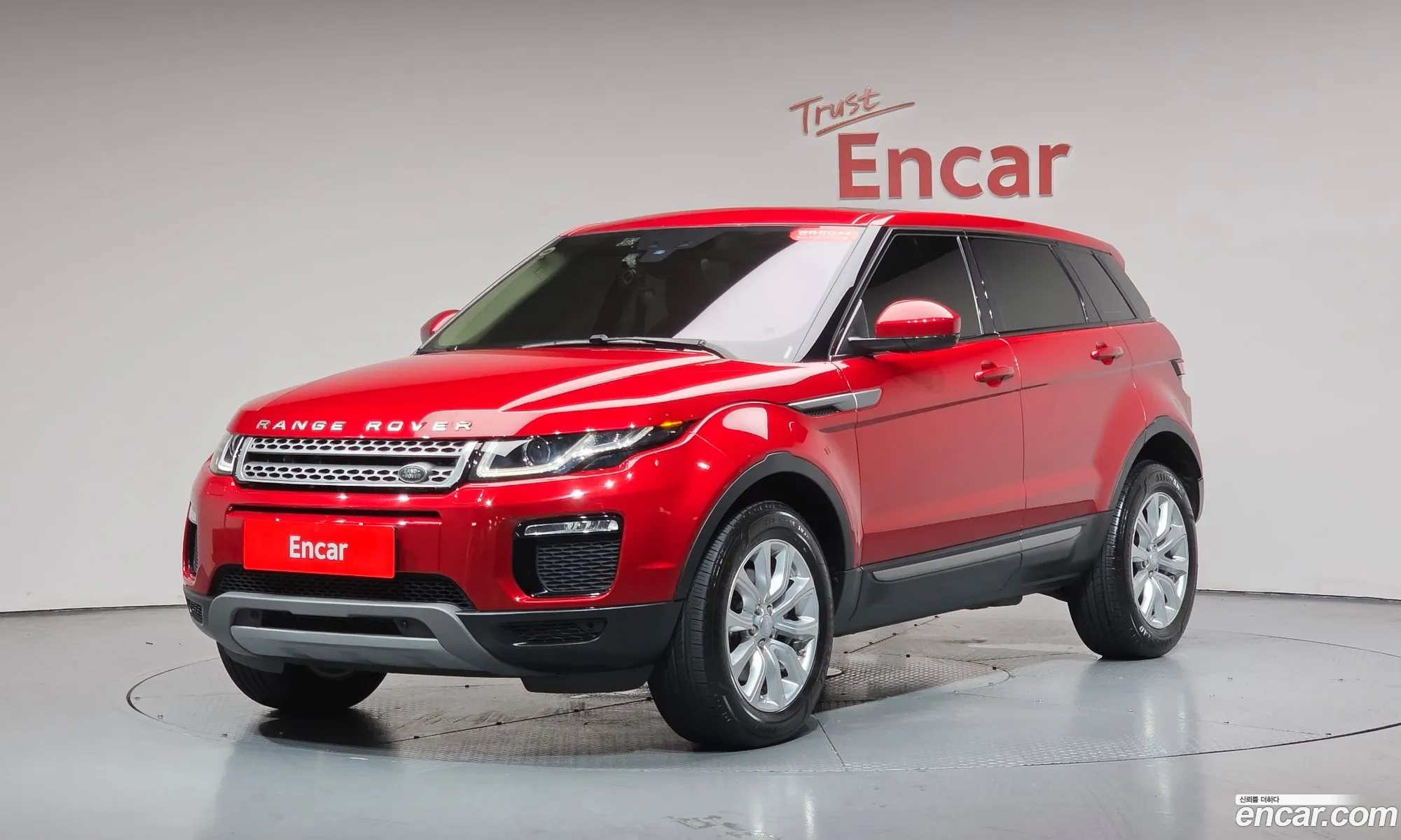 Land Rover Range Rover Evoque 2019 SALVA2BN2KH348838 — 28