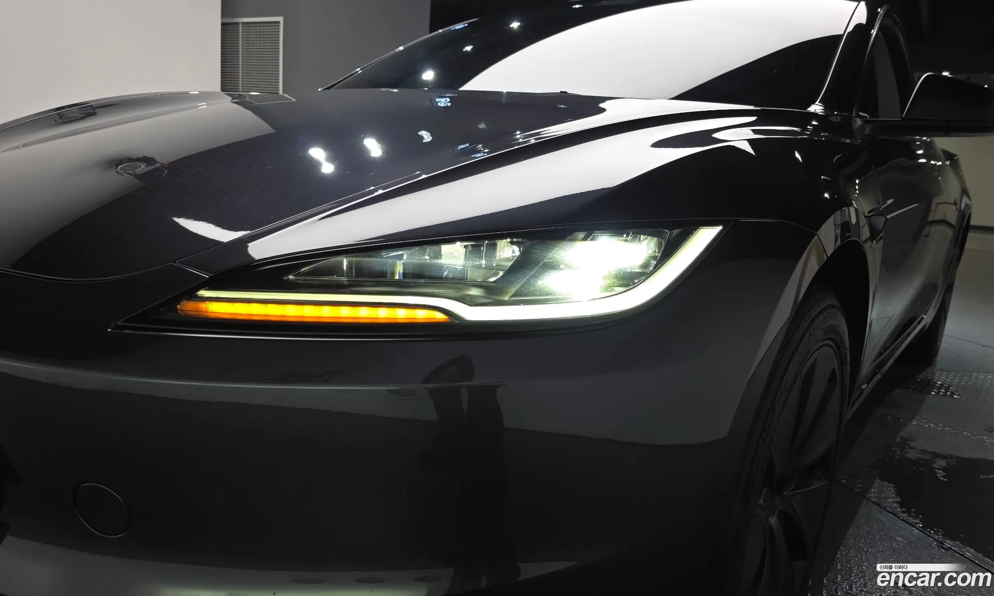 Tesla Model 3 2024 — 19