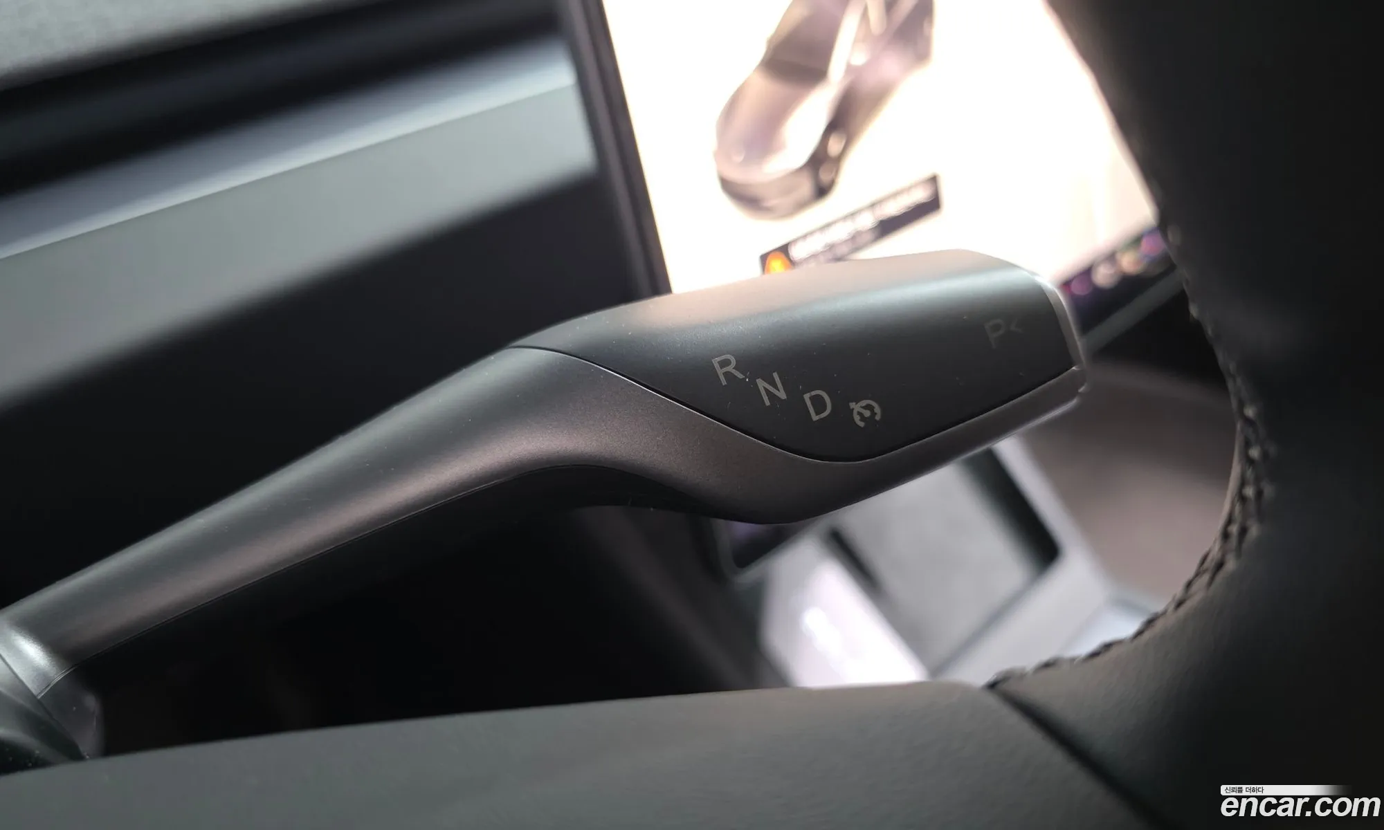 Tesla Model 3 2024 — 21