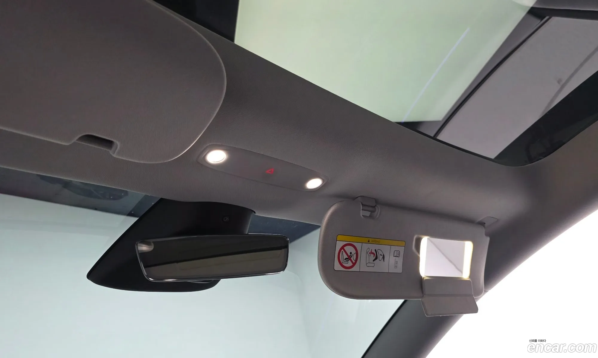 Tesla Model 3 2024 — 12