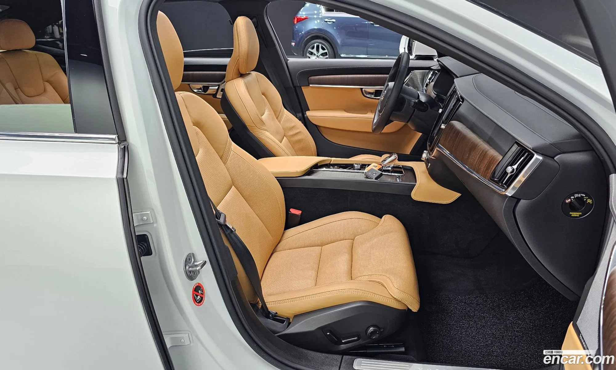 Volvo S90 2023 LVYPTL128PP341521 — 21