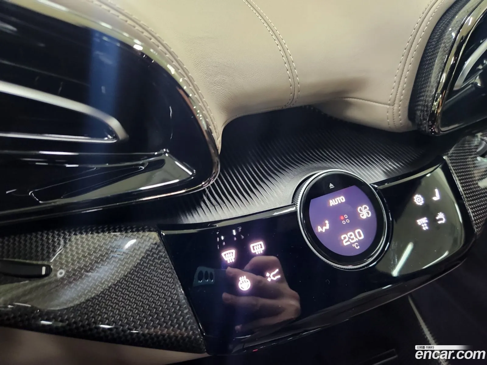 Ferrari Purosangue 2024 — 19