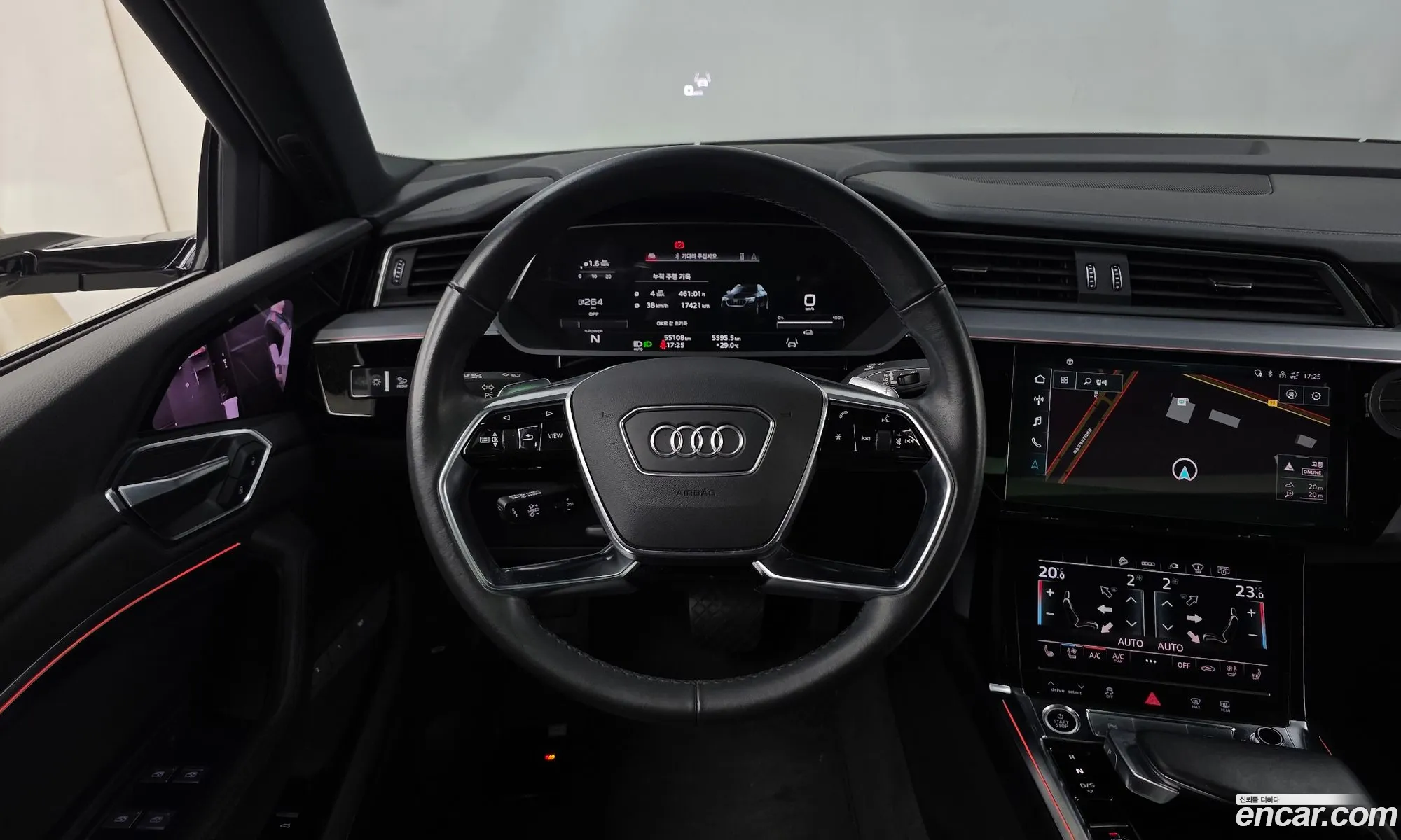 Audi e-tron 2022 — 14