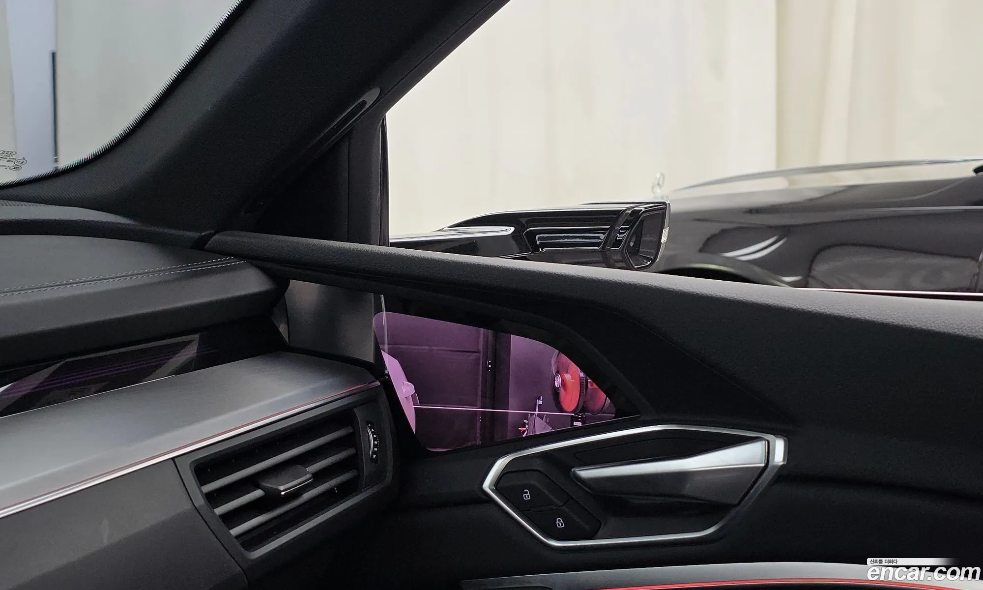 Audi e-tron 2022 — 31