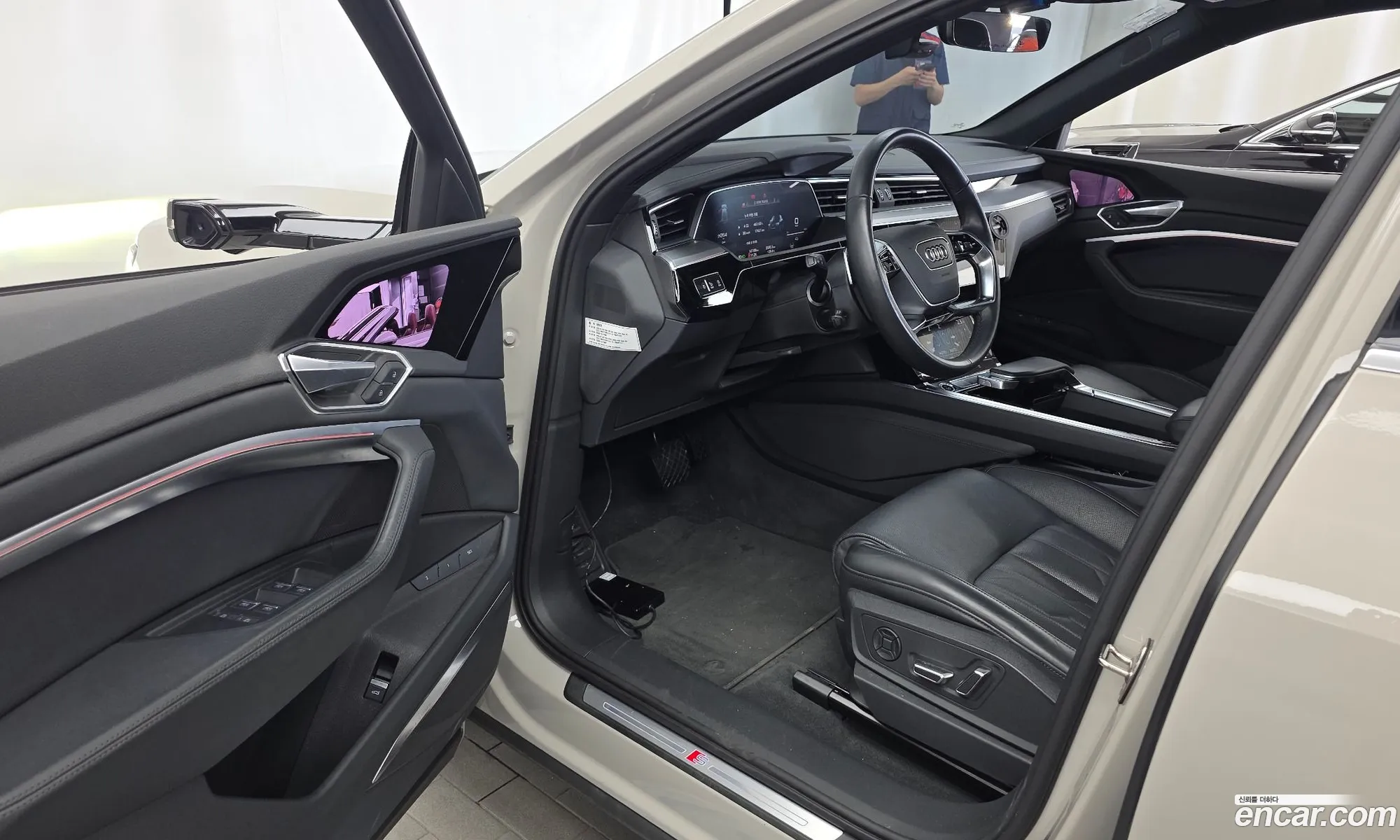Audi e-tron 2022 — 2