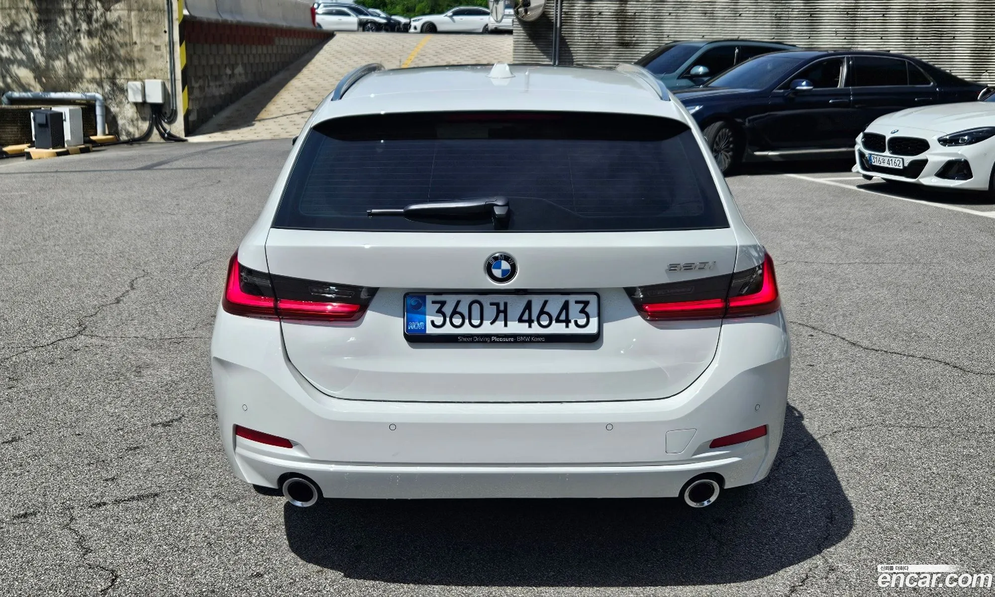 BMW 3 Series 2025 — 13