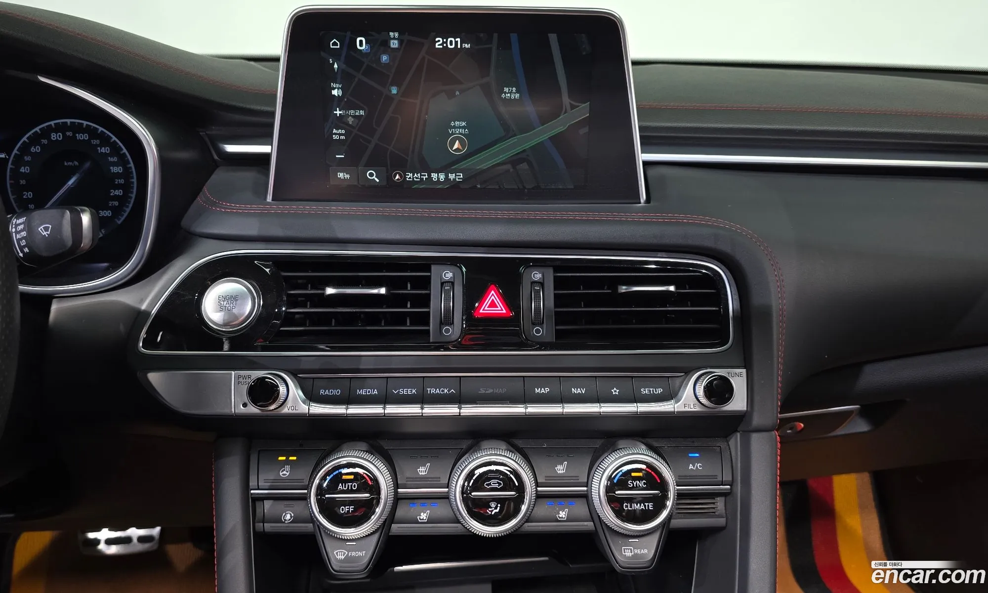 Genesis G70 2019 KMTG541EDKU036708 — 23