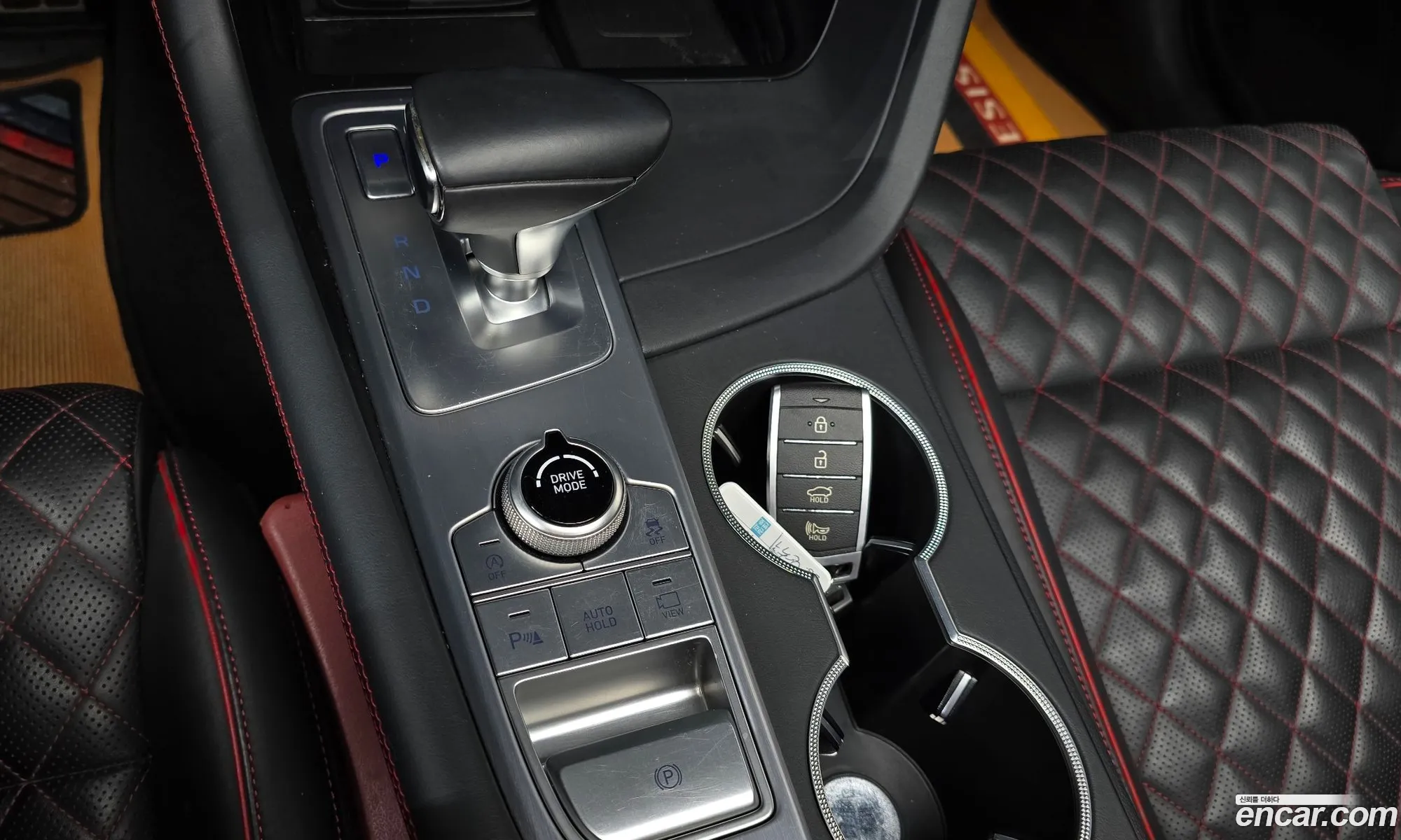 Genesis G70 2019 KMTG541EDKU036708 — 34