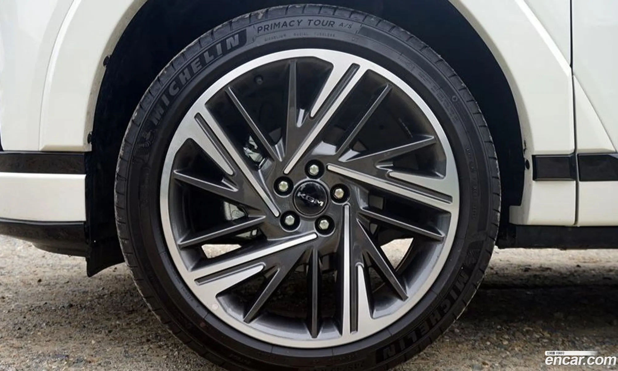 KG Mobility (SsangYong) Actyon 2026 — 3