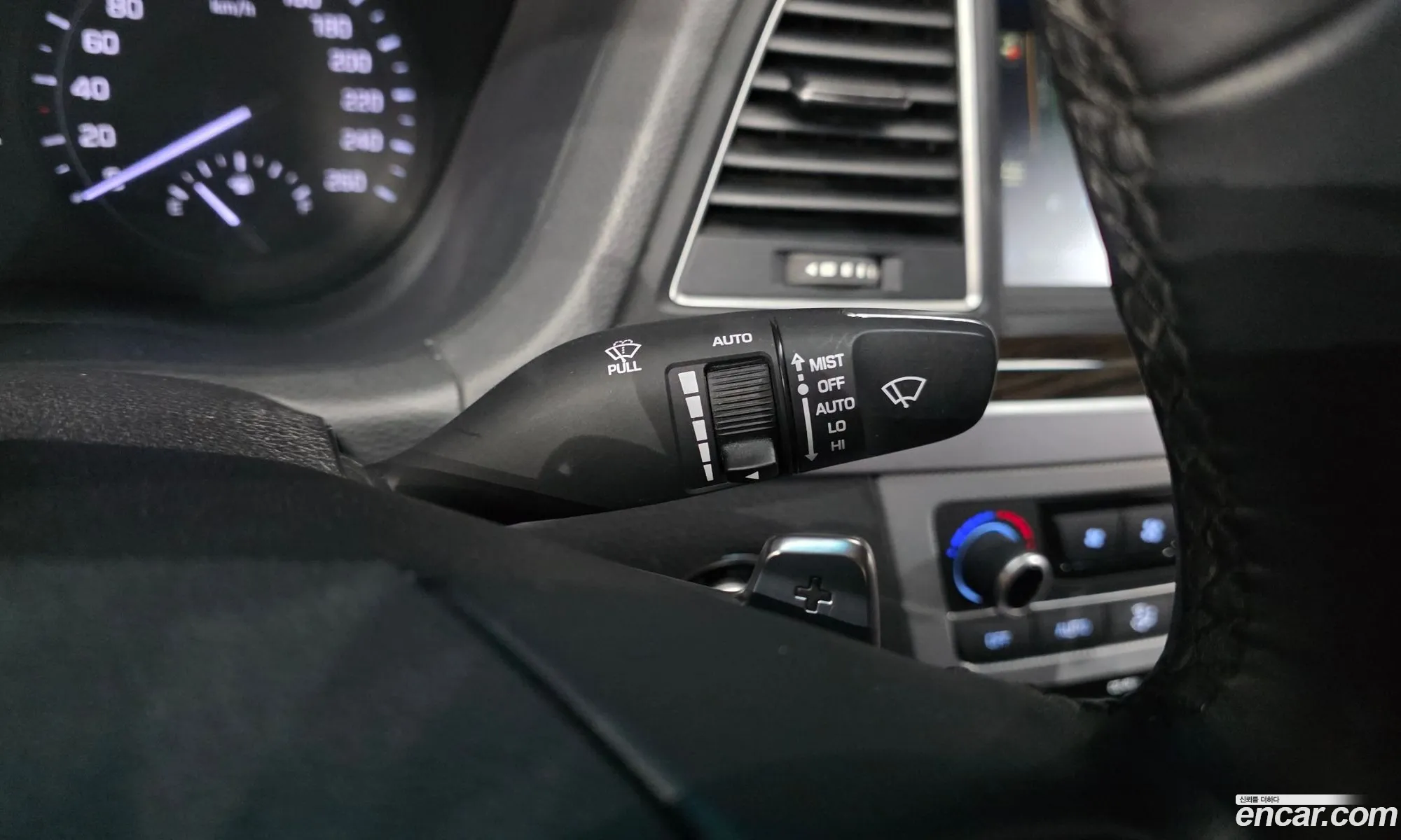 Genesis G80 2017 KMHGL41DDHU214032 — 13