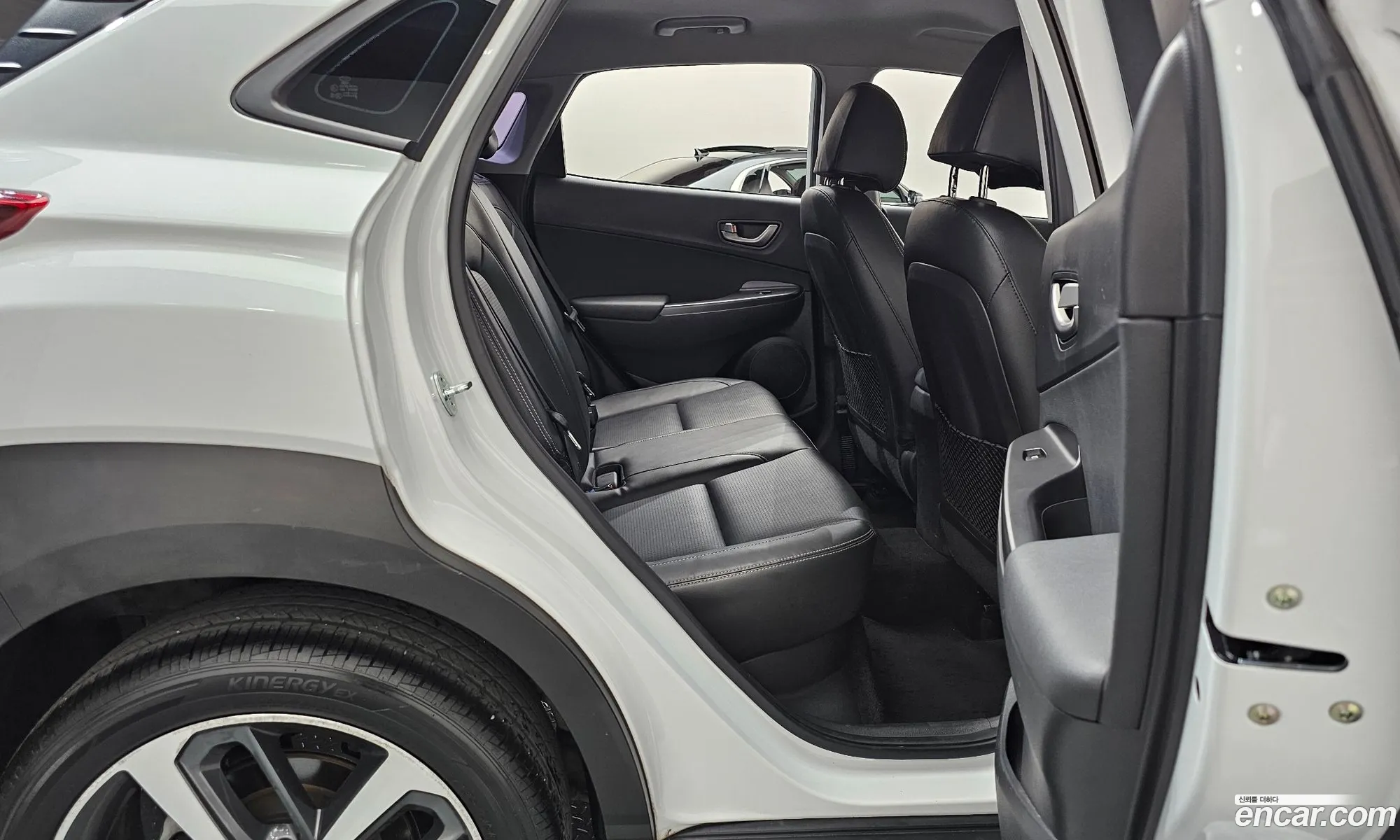Hyundai Kona 2017 — 27