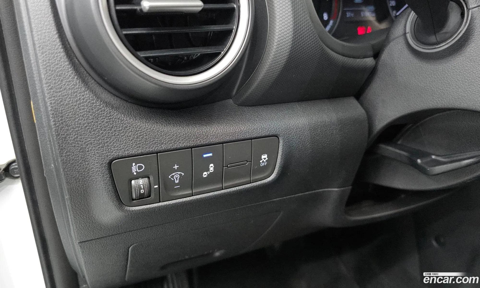 Hyundai Kona 2017 — 20