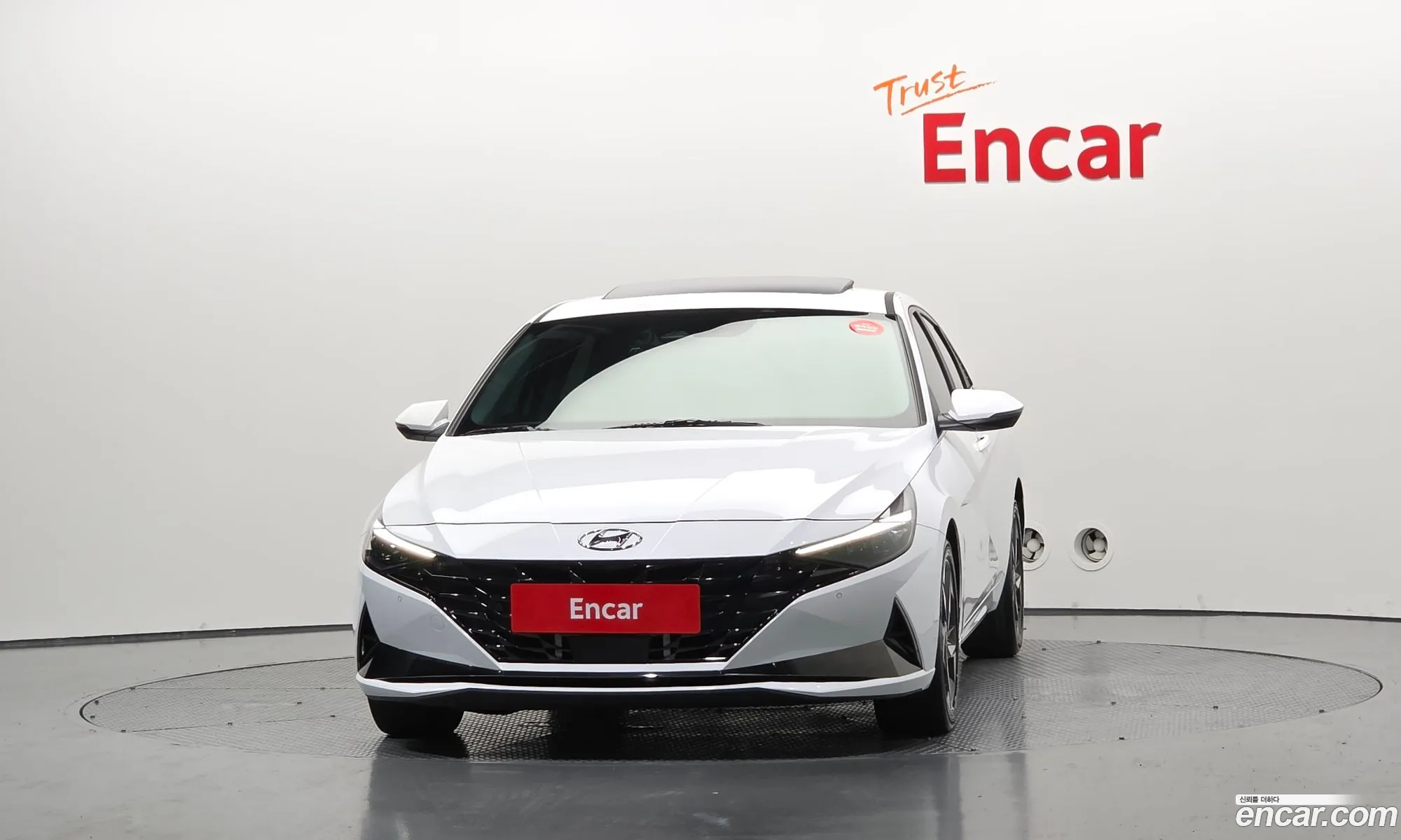 Hyundai Elantra 2021 — 2