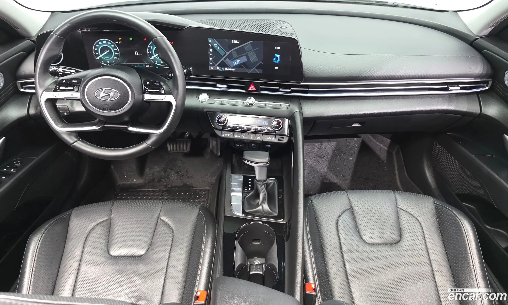 Hyundai Elantra 2021 — 3