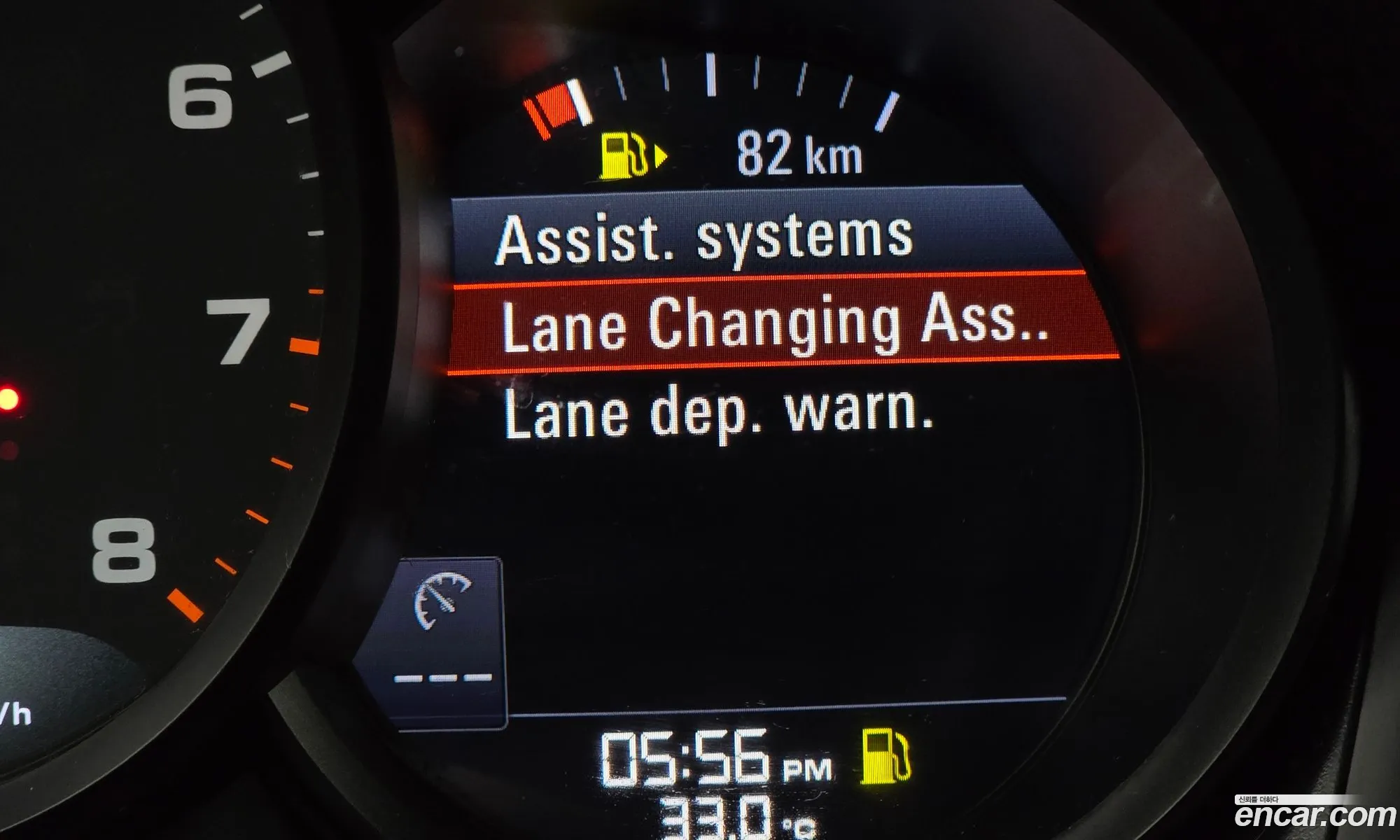 Porsche Macan 2018 WP1AA2952JLB25740 — 3