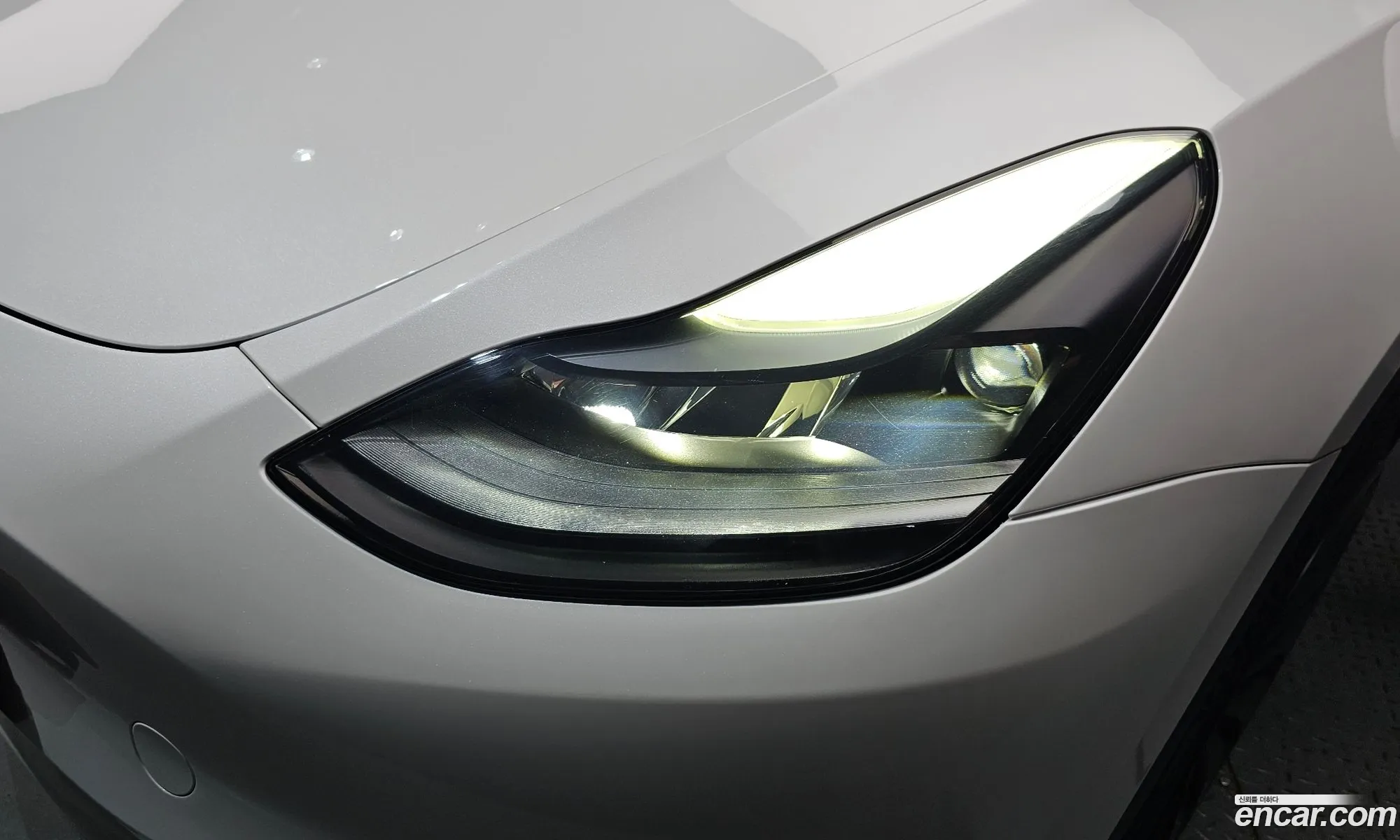 Tesla Model Y 2024 — 20