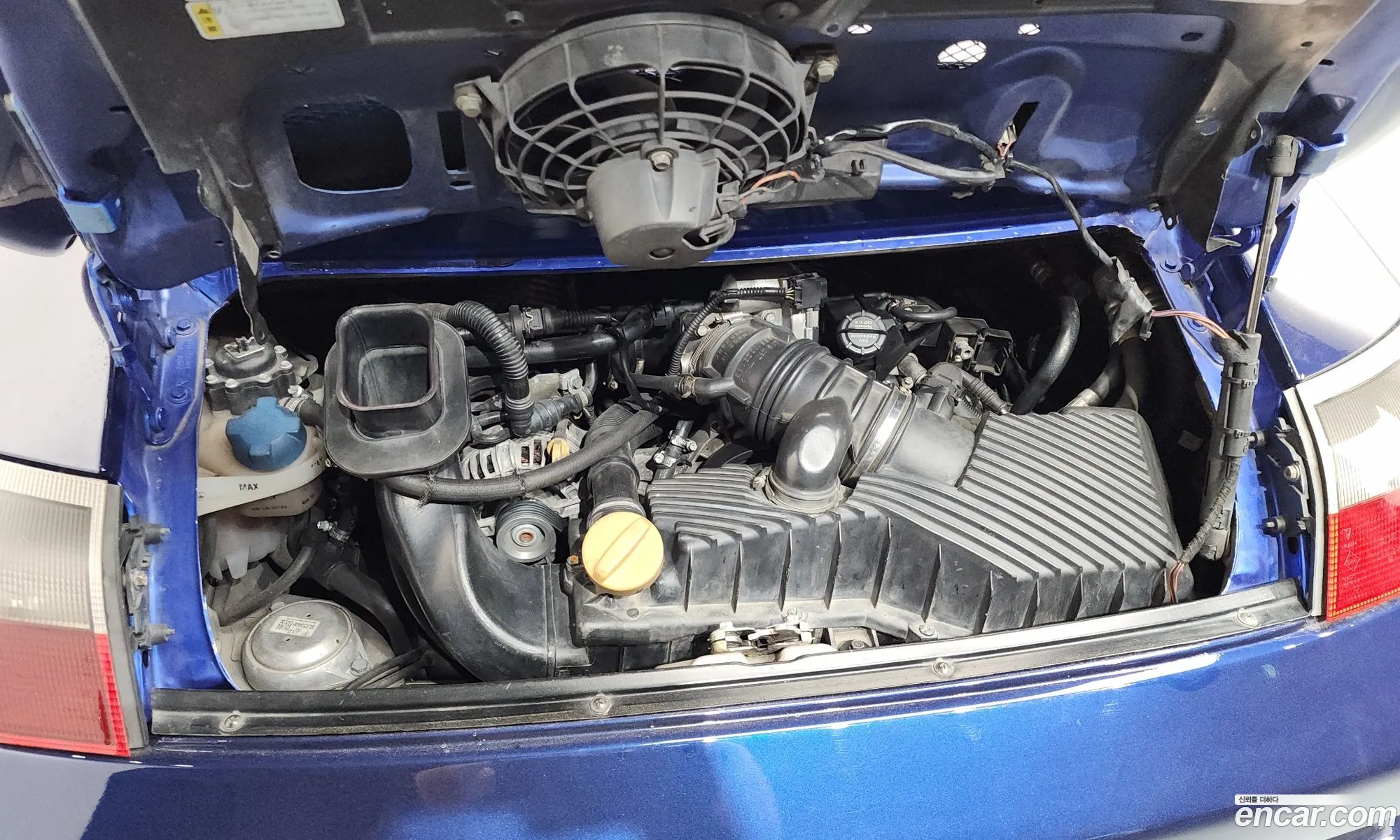Porsche 911 2001 WP0ZZZ99Z1S602261 — 18