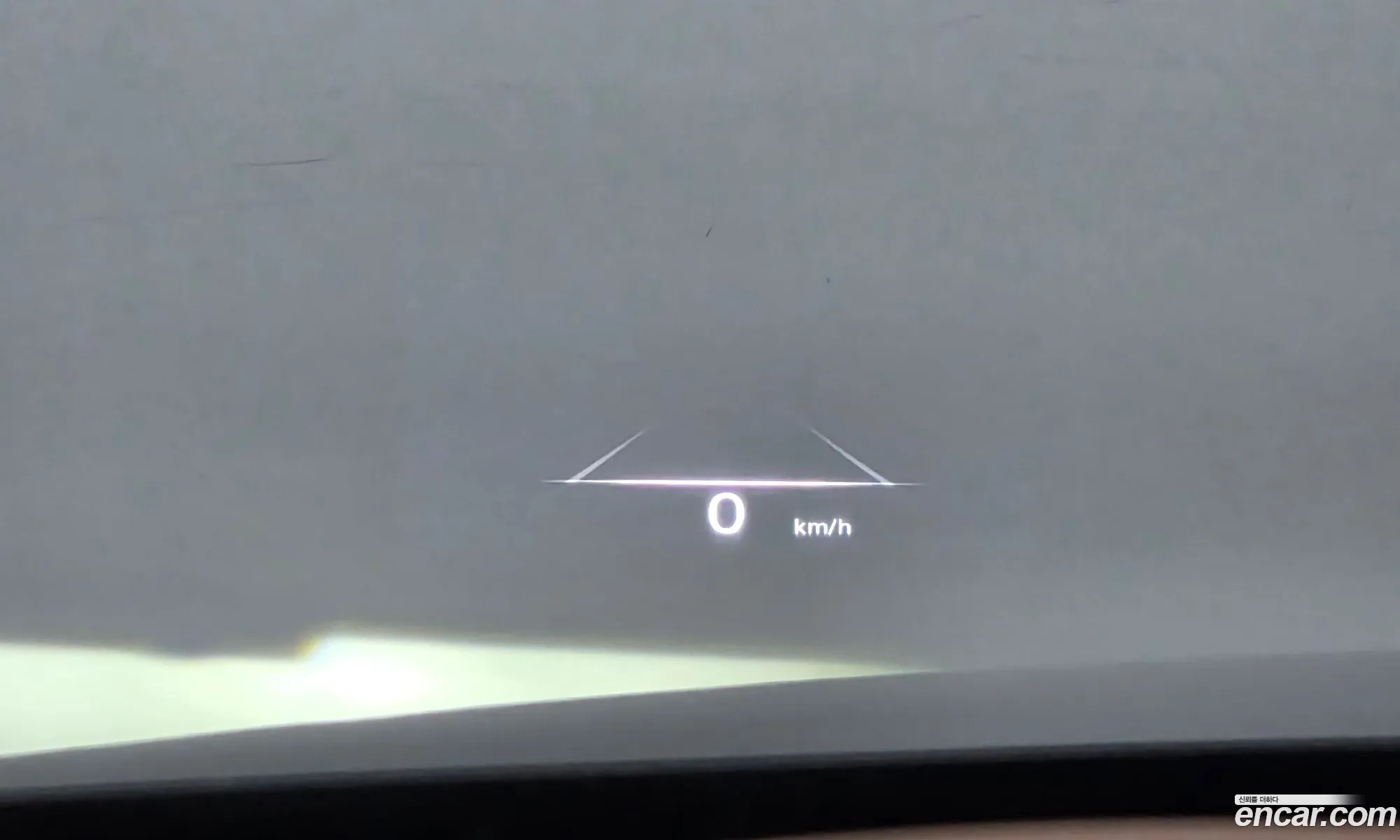 Genesis G80 2021 KMTGB41CBMU075104 — 9