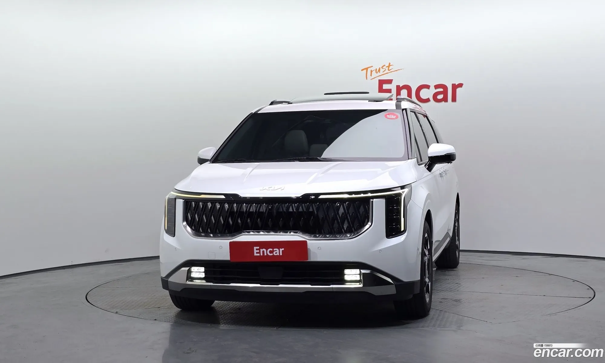 Kia Carnival 2024 — 3
