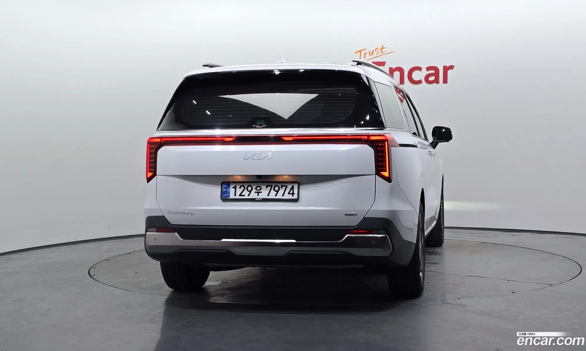 Kia Carnival 2024 — 4