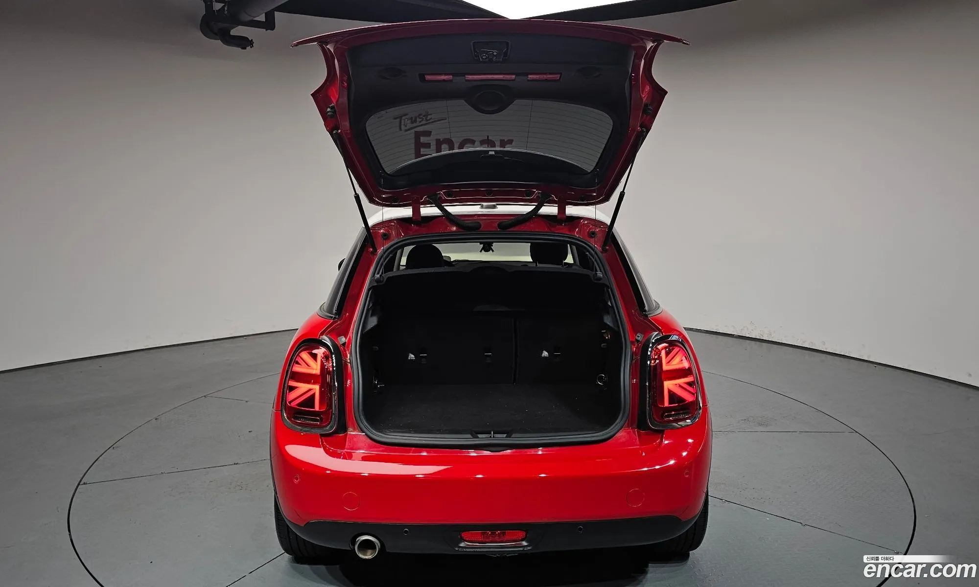 Mini Cooper 2020 — 14