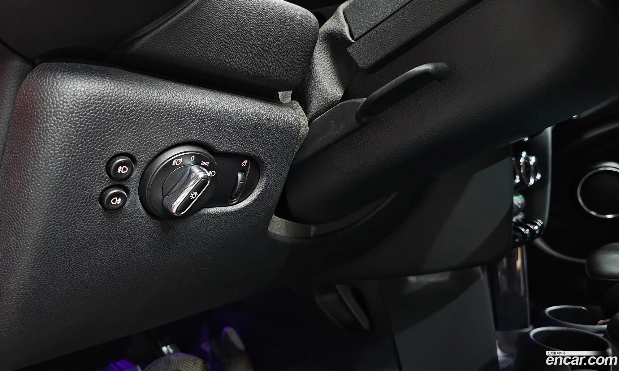 Mini Cooper 2020 — 28