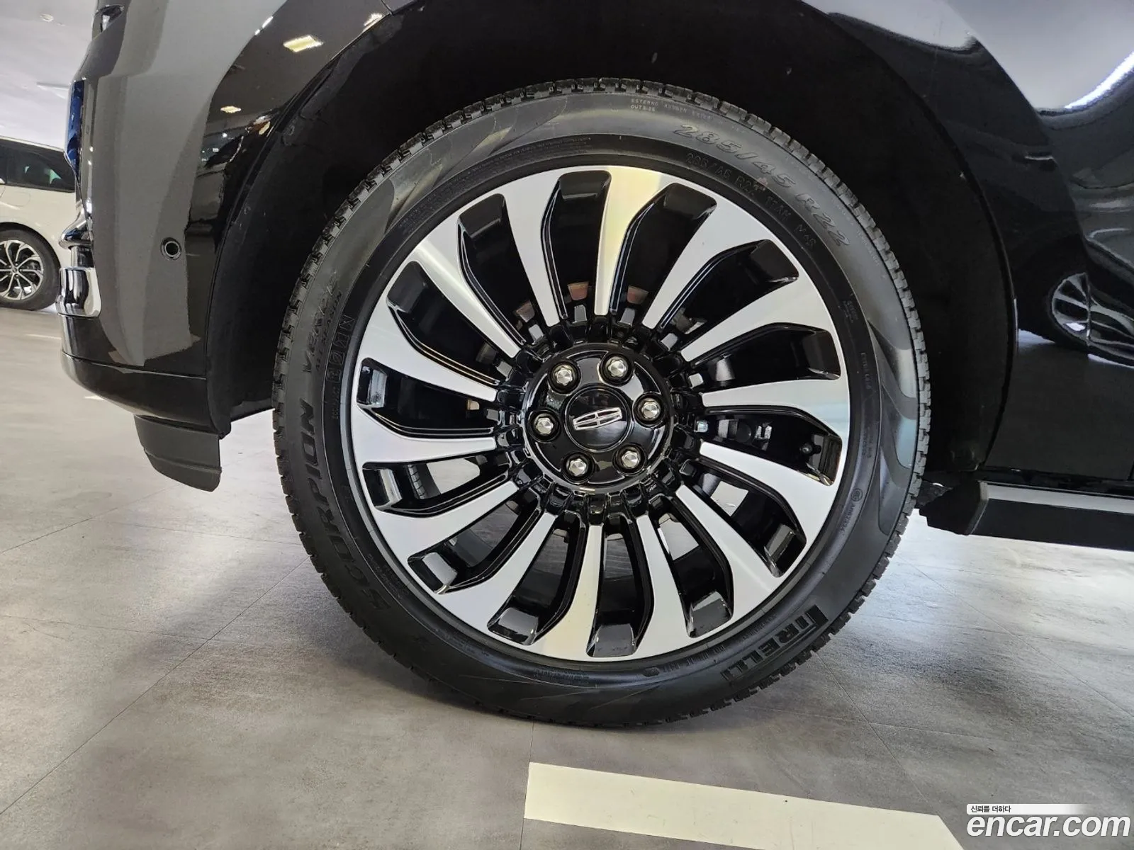 Lincoln Navigator 2023 — 12